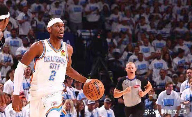 英超赛程吃紧，丹佛掘金今夜调整名单，引发热议，更衣室氛围转暖的简单介绍